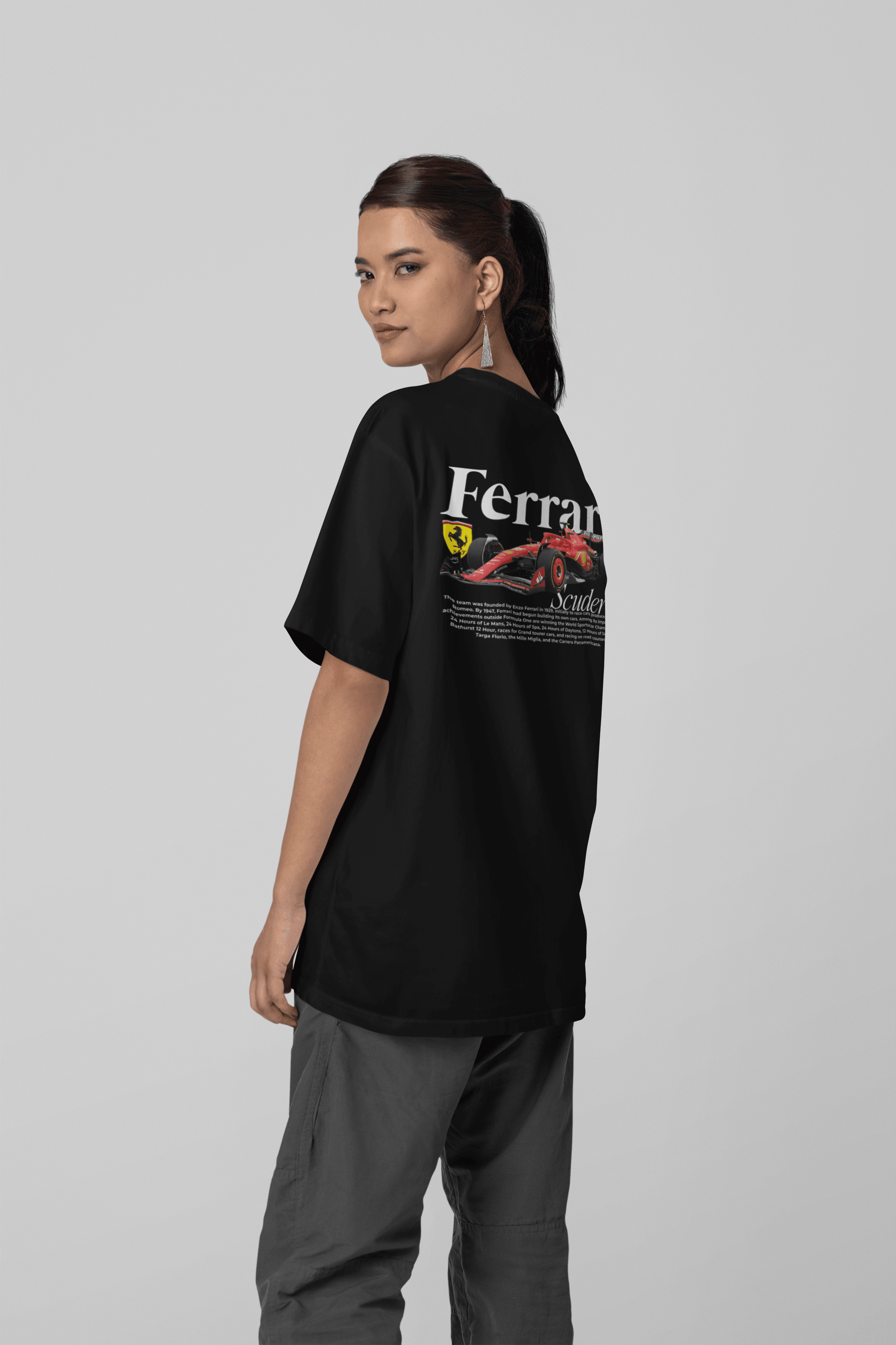 Camiseta Oversized Scuderia Ferrari Formula 1 - GTSO23